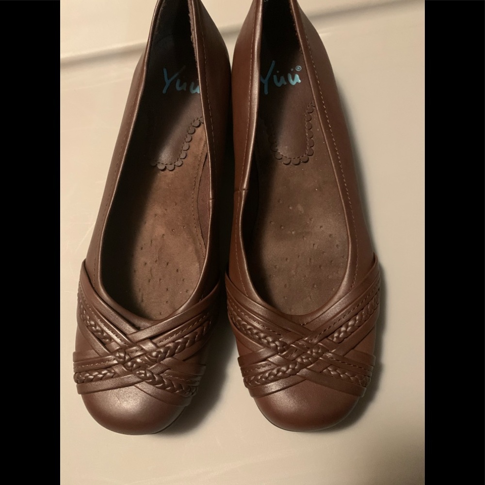 Women’s shoes